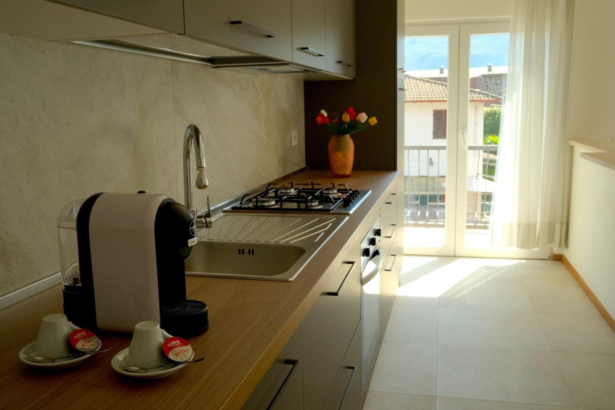 Casa Paola Central Stay By The Lake Domaso Esterno foto